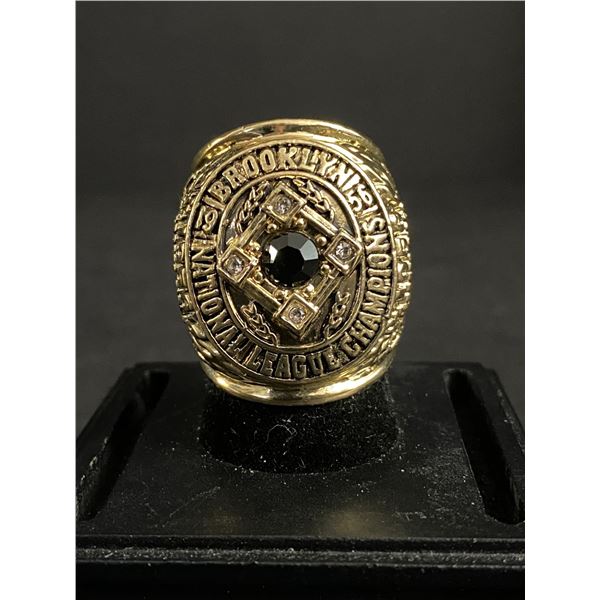 BROOKLYN DODGERS M.L.B 1956 CHAMPIONSHIP REPLICA RING