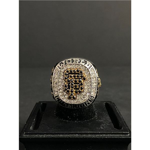SAN FRANCISCO GIANTS M.L.B 2012 "GIANTS" CHAMPIONSHIP REPLICA RING
