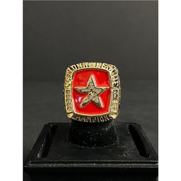 HOUSTON ASTROS M.L.B 2005 "MCLANE" CHAMPIONSHIP REPLICA RING