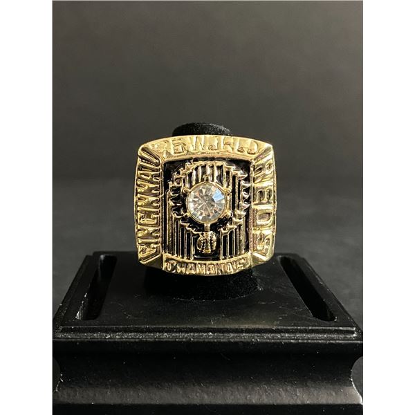 CINCINATTI REDS M.L.B 1976 "ROSE" CHAMPIONSHIP REPLICA RING