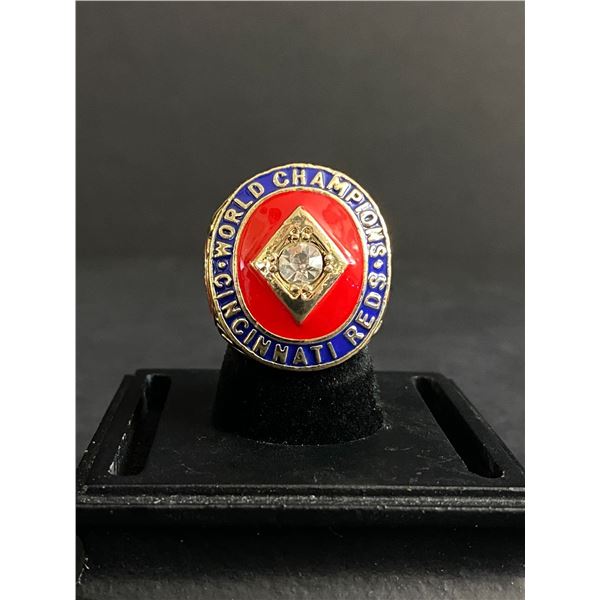 CINCINATTI REDS M.L.B 1940 CHAMPIONSHIP REPLICA RING