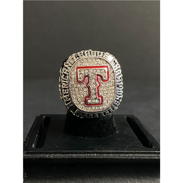 TEXAS RANGERS M.L.B 2010 "CRUZ" CHAMPIONSHIP REPLICA RING