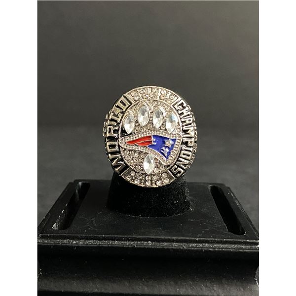 NEW ENGLAND PATRIOTS N.F.L 2016 "BRADY" CHAMPIONSHIP REPLICA RING