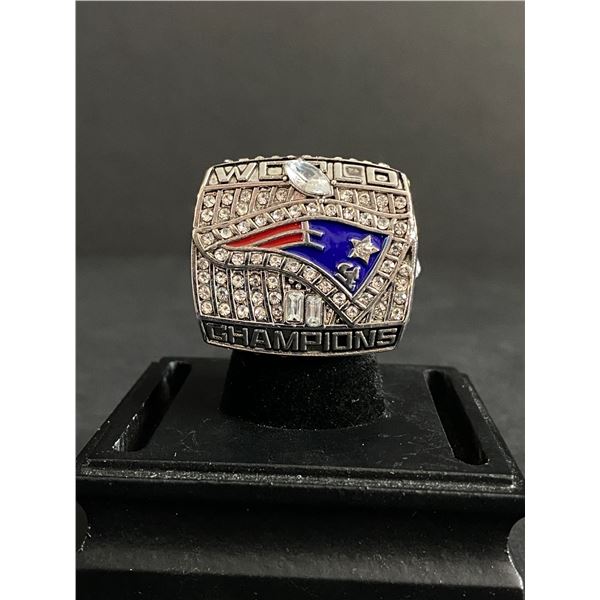 NEW ENGLAND PATRIOTS N.F.L 2001 "BRADY" CHAMPIONSHIP REPLICA RING
