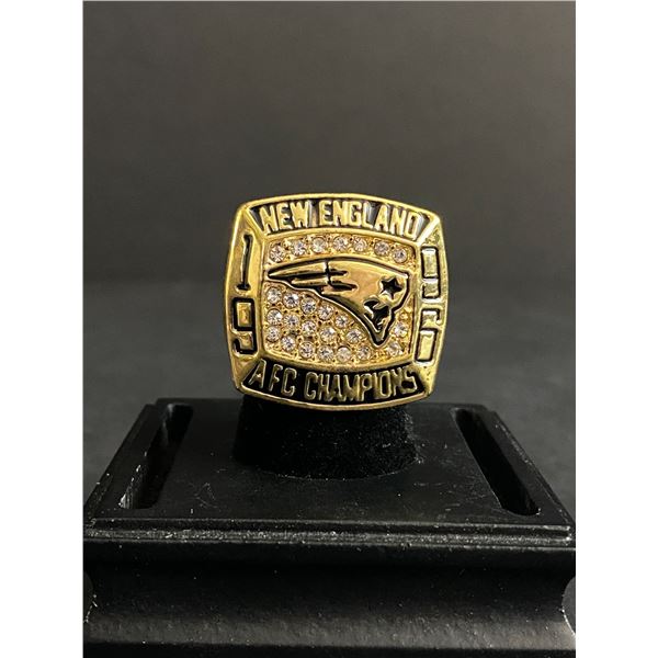 NEW ENGLAND PATRIOTS N.F.L 1996 "COATES" CHAMPIONSHIP REPLICA RING