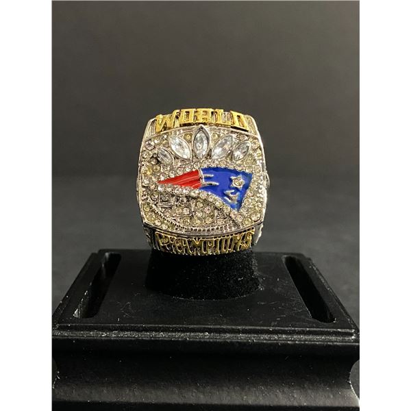 NEW ENGLAND PATRIOTS N.F.L 2016 "BRADY" CHAMPIONSHIP REPLICA RING