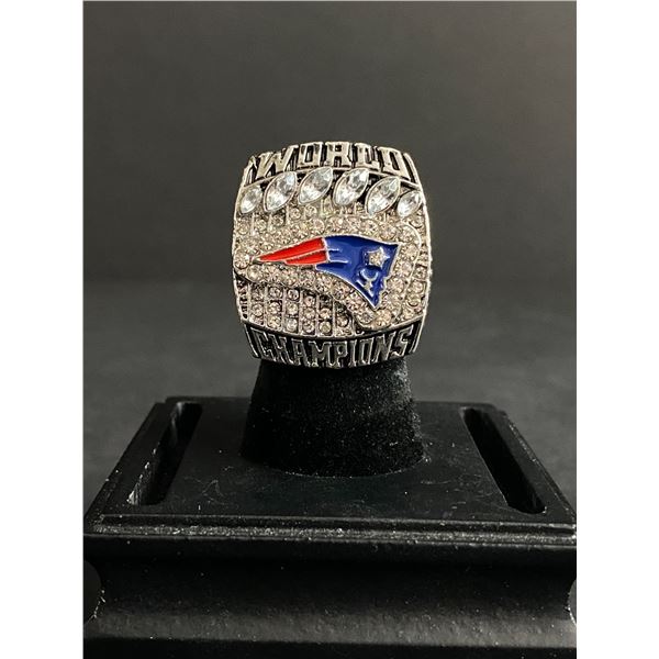 NEW ENGLAND PATRIOTS N.F.L 2018 "BRADY" CHAMPIONSHIP REPLICA RING