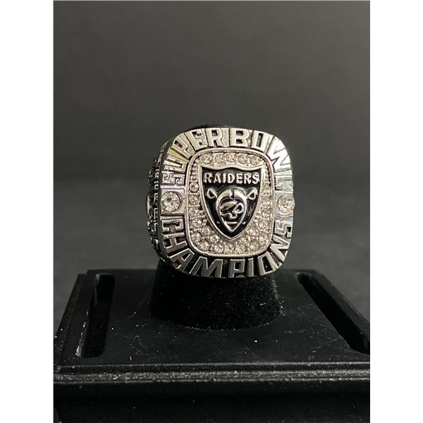 OAKLAND RAIDERS N.F.L 2015 "RAIDERS" CHAMPIONSHIP REPLICA RING