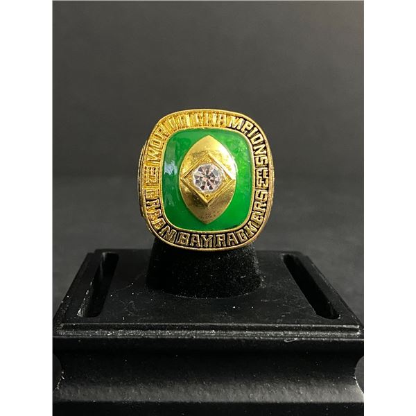 GREEN BAY PACKERS N.F.L 1965 "STARR" CHAMPIONSHIP REPLICA RING