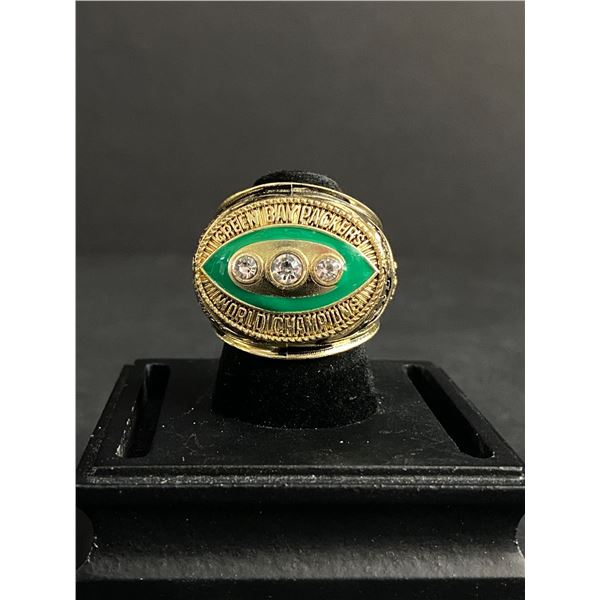 GREEN BAY PACKERS N.F.L 1967 "STARR" CHAMPIONSHIP REPLICA RING