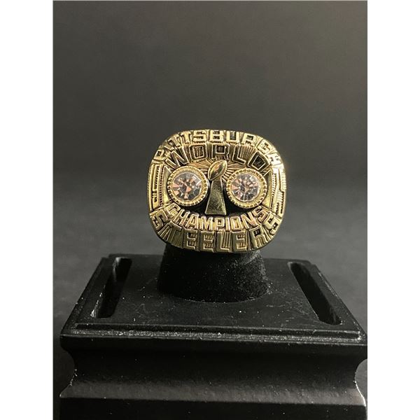 PITTSBURGH STEELERS N.F.L 1975 "HARRIS" CHAMPIONSHIP REPLICA RING