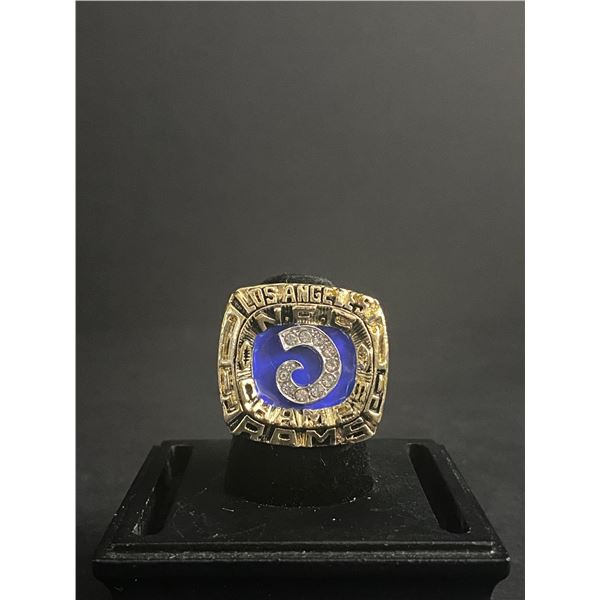 LOS ANGELES RAMS N.F.L 1975 "FERRAGAMO" CHAMPIONSHIP REPLICA RING