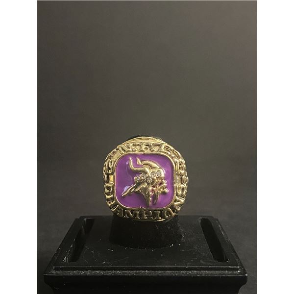 MINNESOTA VIKINGS N.F.L 1973 CHAMPIONSHIP REPLICA RING