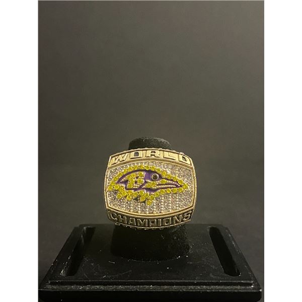 BALTIMORE RAVENS N.F.L 2000 "LEWIS" CHAMPIONSHIP REPLICA RING