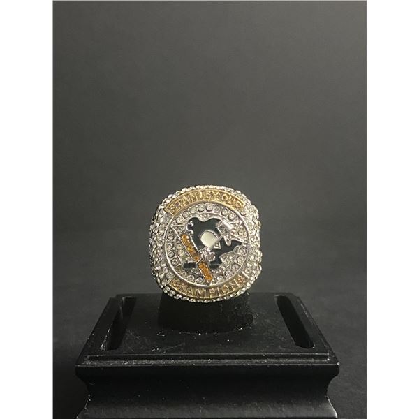PITTSBURGH PENGUINS N.H.L 2017 "CROSBY" CHAMPIONSHIP REPLICA RING