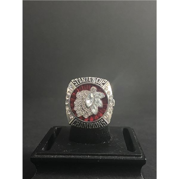 CHICAGO BLACKHAWKS N.H.L 2013 "TOEWS" CHAMPIONSHIP REPLICA RING