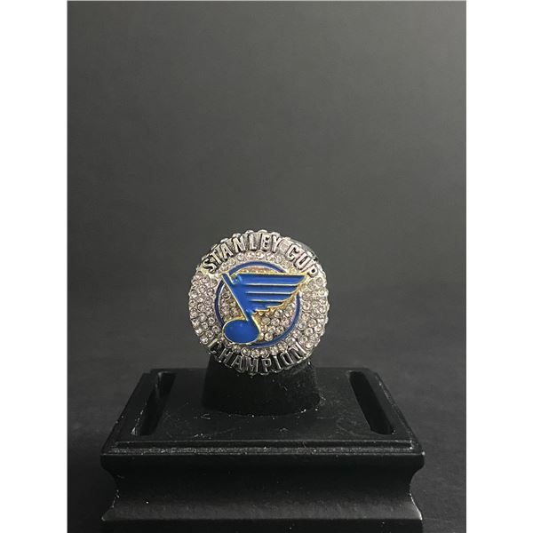 ST LOUIS BLUES N.H.L 2019 "BINNINGTON" CHAMPIONSHIP REPLICA RING