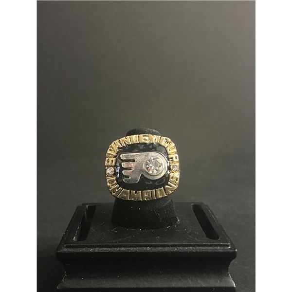 PHILADELPHIA FLYERS N.H.L 1974 "CLARKE" CHAMPIONSHIP REPLICA RING