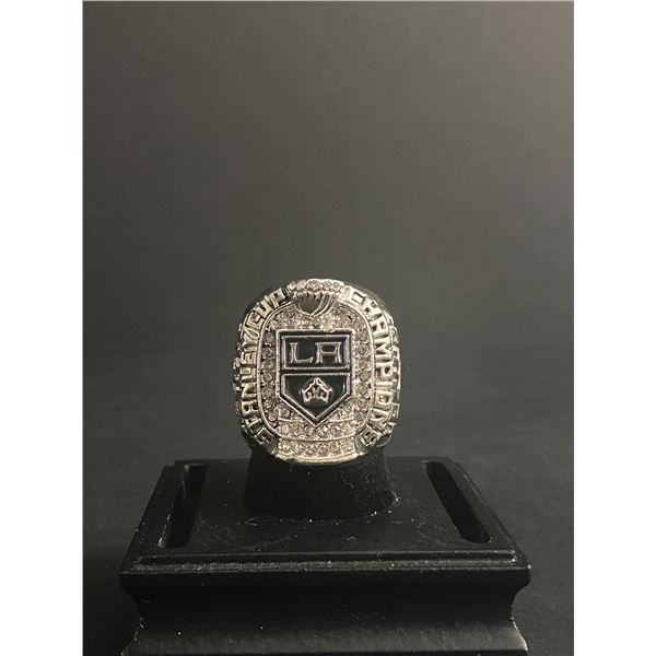 LOS ANGELES KINGS N.H.L 2012 "QUICK" CHAMPIONSHIP REPLICA RING