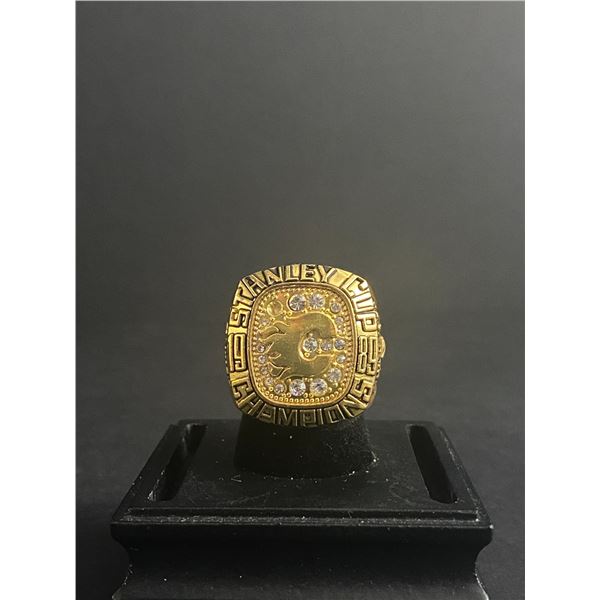 CALGARY FLAMES N.H.L 1989 "MCDONALD" CHAMPIONSHIP REPLICA RING