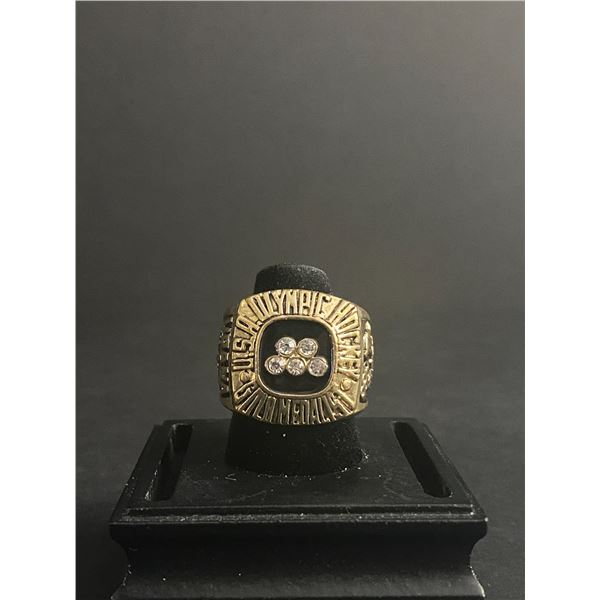 OLYMPICS HOCKEY U.S.A GOLD MEDALIST 1980 "VRANA" CHAMPIONSHIP REPLICA RING