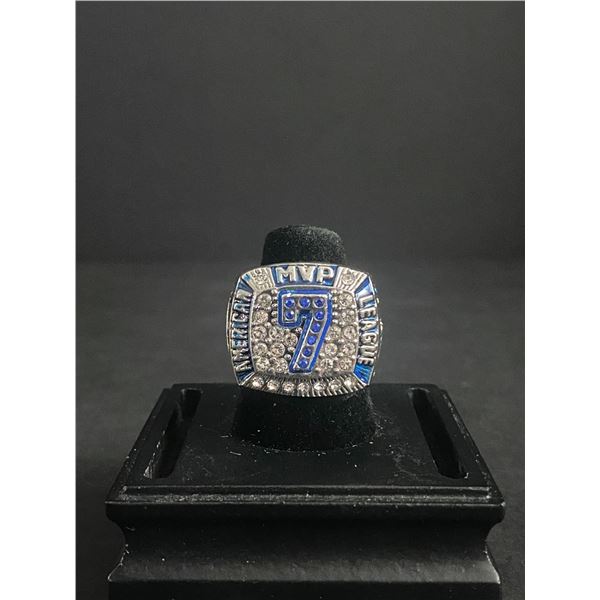 MICKEY MANTLE #7 MOST VALUABLE PLAYER 1956 "MANTLE" CHAMPIONSHIP REPLICA RING