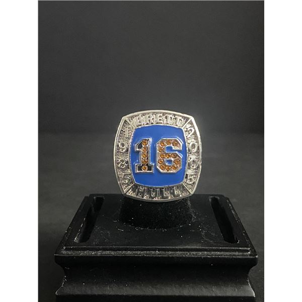 BRETT HULL #16 HALL OF FAME 1985-2005 "THE GOLDEN BRETT" CHAMPIONSHIP REPLICA RING