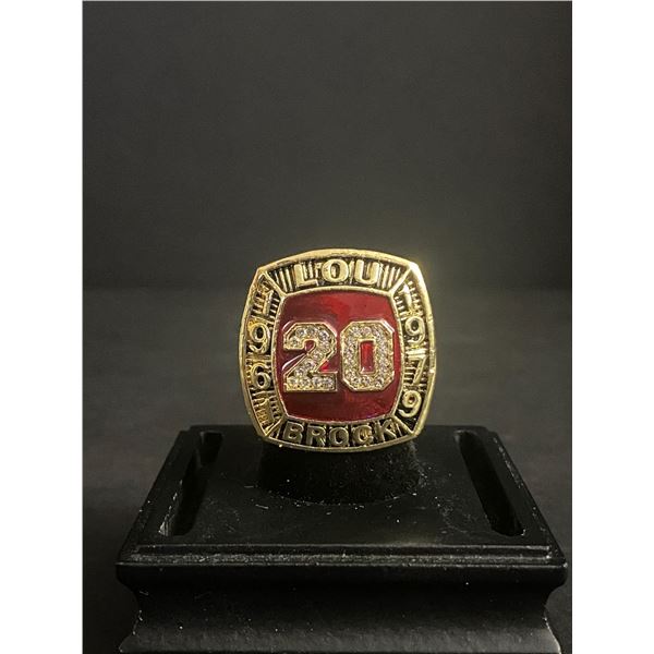 LOU BROCK #20 HALL OF FAME 1961-1979 "BASE BURGLAR" CHAMPIONSHIP REPLICA RING