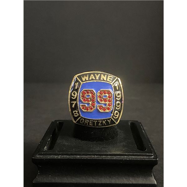 WAYNE GRETZKY #99 HALL OF FAME 1978-1999 CHAMPIONSHIP REPLICA RING