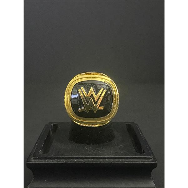 W.W.E 2015 HALL OF FAME CHAMPIONSHIP REPLICA RING
