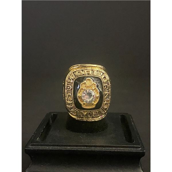 MUHAMMAD ALI HEAVYWEIGHT CHAMPION "MUHAMMAD ALI" CHAMPIONSHIP REPLICA RING