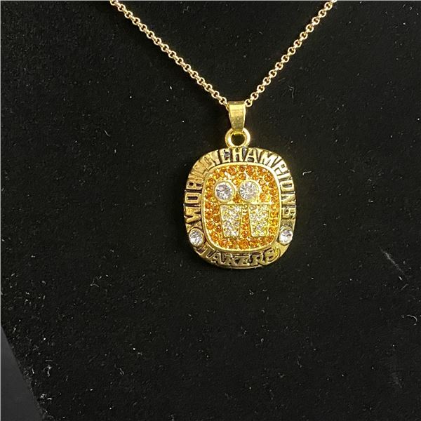 LOS ANGELES LAKERS N.B.A CHAMPIONSHIP NECKLACE