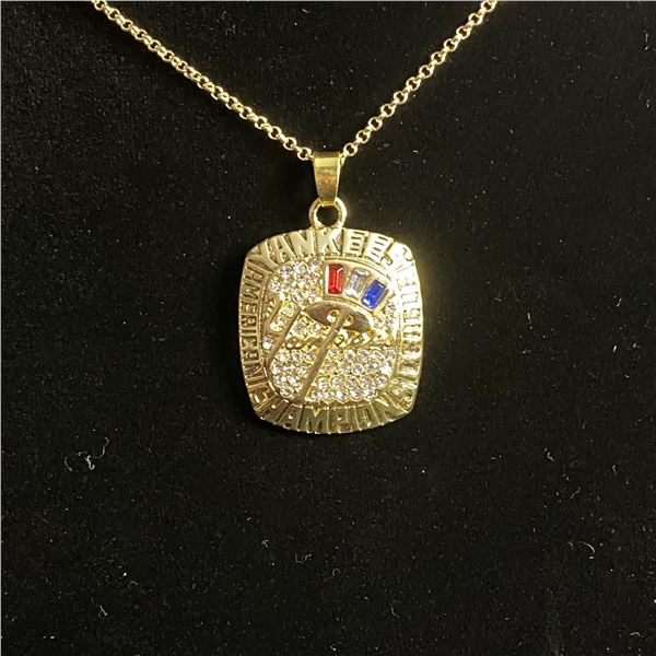 NEW YORK YANKEES 2001 M.L.B CHAMPIONSHIP NECKLACE
