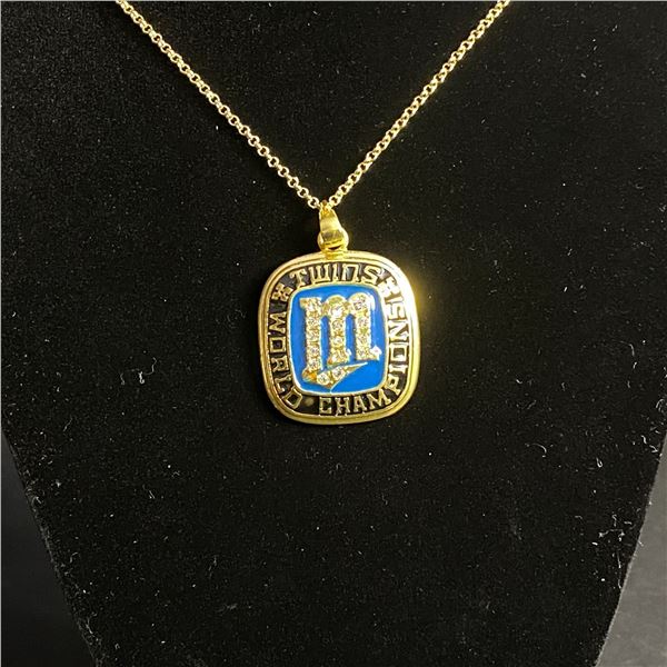 MINNESOTA TWINS 1987 M.L.B CHAMPIONSHIP NECKLACE