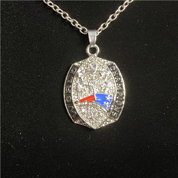 NEW ENGLAND PATRIOTS N.F.L 2018 CHAMPIONSHIP NECKLACE