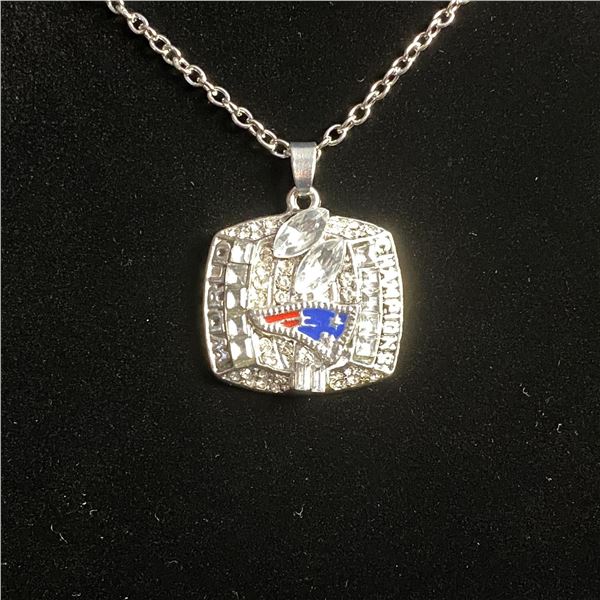 NEW ENGLAND PATRIOTS N.F.L 2003 CHAMPIONSHIP NECKLACE