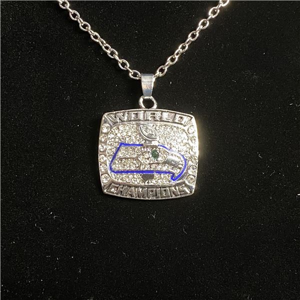 SEATTLE SEAHAWKS N.F.L 2013 CHAMPIONSHIP NECKLACE
