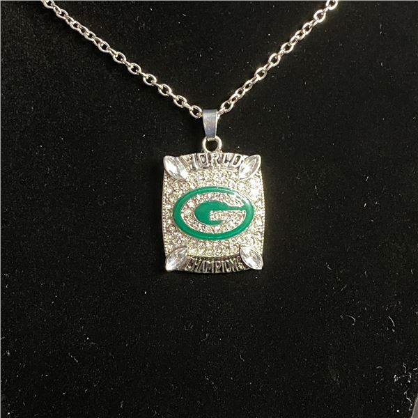 GREEN BAY PACKERS 2010 N.F.L CHAMPIONSHIP NECKLACE