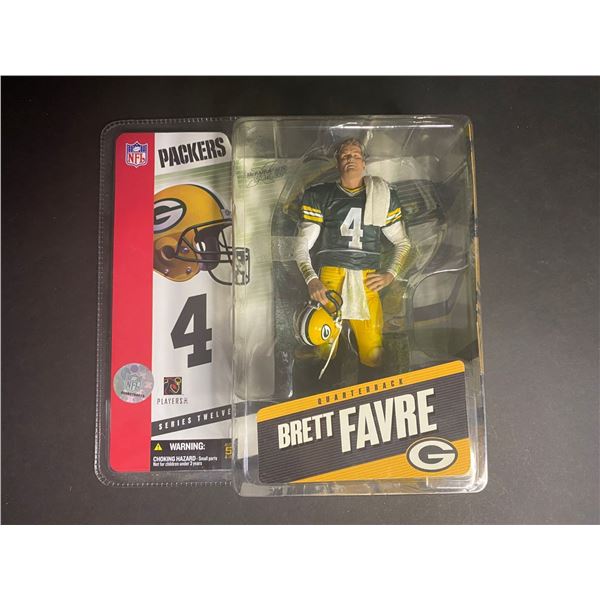 BRETT FAVRE MCFARLANE GREEN BAY PACKERS SERIES 12 WITH TOWEL GREEN JERSEY