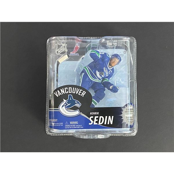HENRIK SEDIN MCFARLANE VANCOUVER CANUCKS VARIANT #156 OF 500 SERIES 30