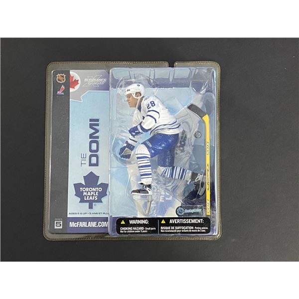 TIE DOMI MCFARLANE TORONTO MAPLE LEAFS SERIES 5