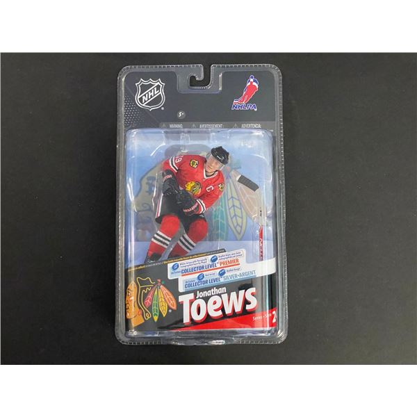 JONATHAN TOEWS VERY RARE VARIANT MCFARLANE CHICAGO BLACKHAWKS #420 OF 1000 SERIES 24
