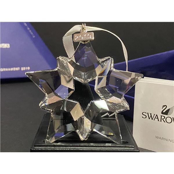 SWAROVSKI CRYSTAL 2019 SNOWFLAKE IN PACKAGE WITH CERTIFICATE
