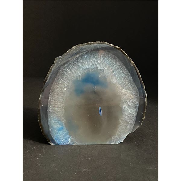 AGATE POLISHED ONE SIDE CRYSTAL ROCK