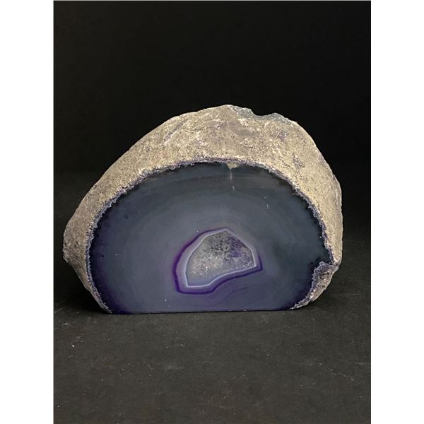 AGATE POLISHED ONE SIDE CRYSTAL ROCK