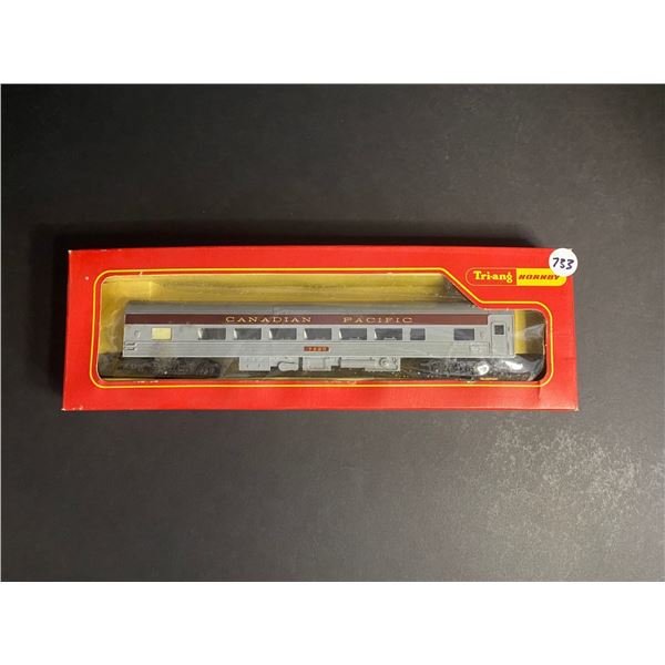 TRAIN DINER CAR CANADIAN PACIFIC TRI-ANG HORNBY R.443 C/P IN ORIGINAL BOX