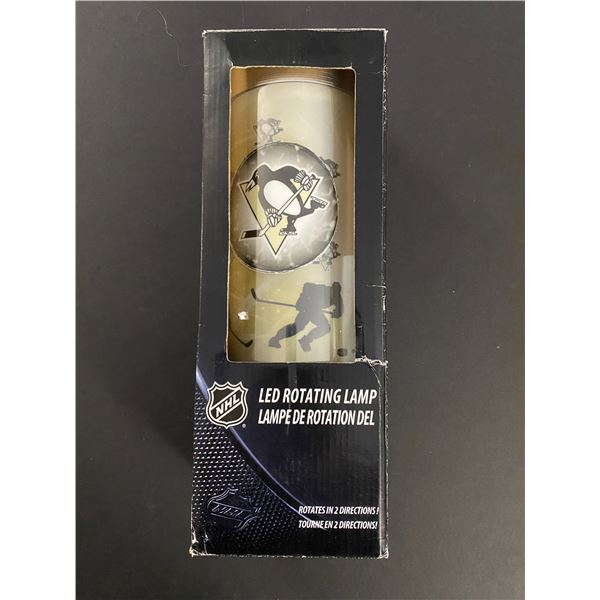 PITTSBURGH PENGUINS LED ROTATING LAMP ROTATES IN 2 DIRECTIONS