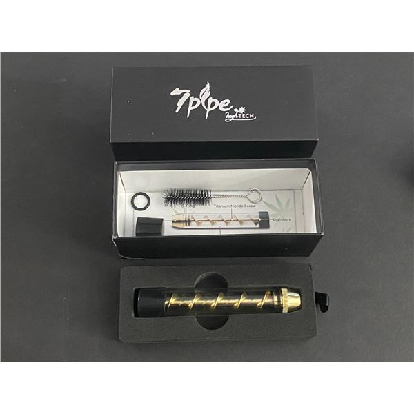 TWISTY PIPE 7PIPE GOLD IN COLOUR