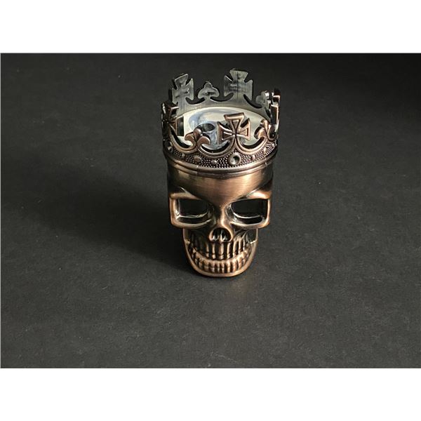 METAL KING GRINDER 3 PART HAND HELD GRINDER BRONZE COLOUR