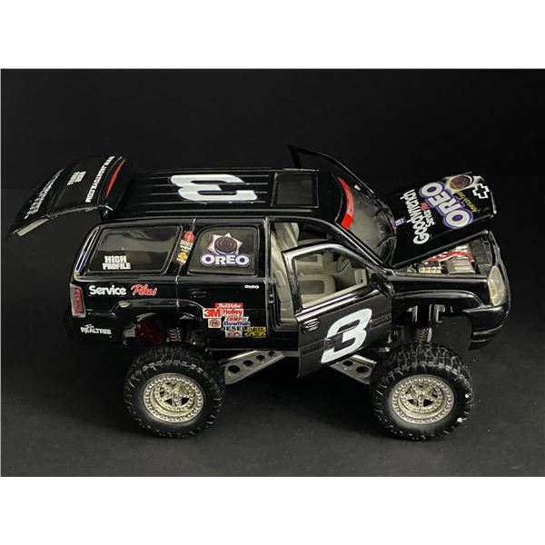 DALE EARNHARDT SR GOODWRENCH OREO #3 CUSTOM MADE 1/24 DIECAST TRUCK